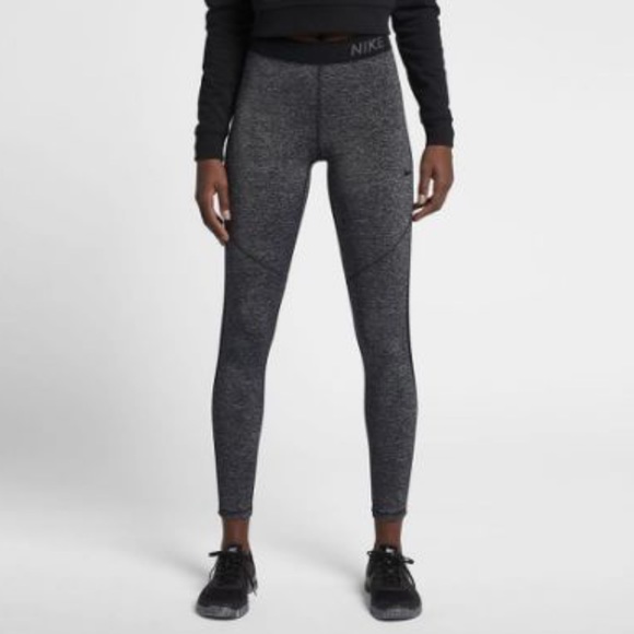 Nike Pants - {Nike} women’s pro hypercool tights